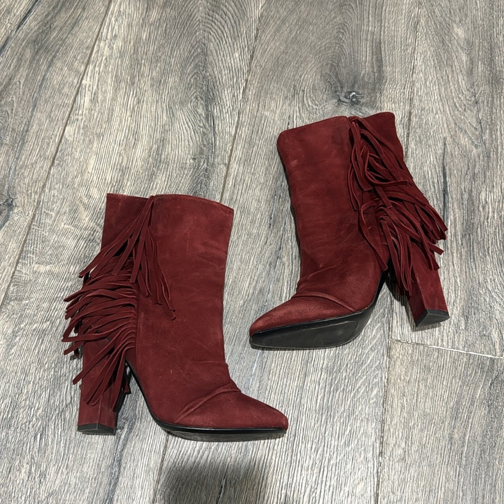 • Giuseppe Zanotti • Women’s boho chic fringe boot
Leather Suede Red 36.5 - Picture 4 of 7